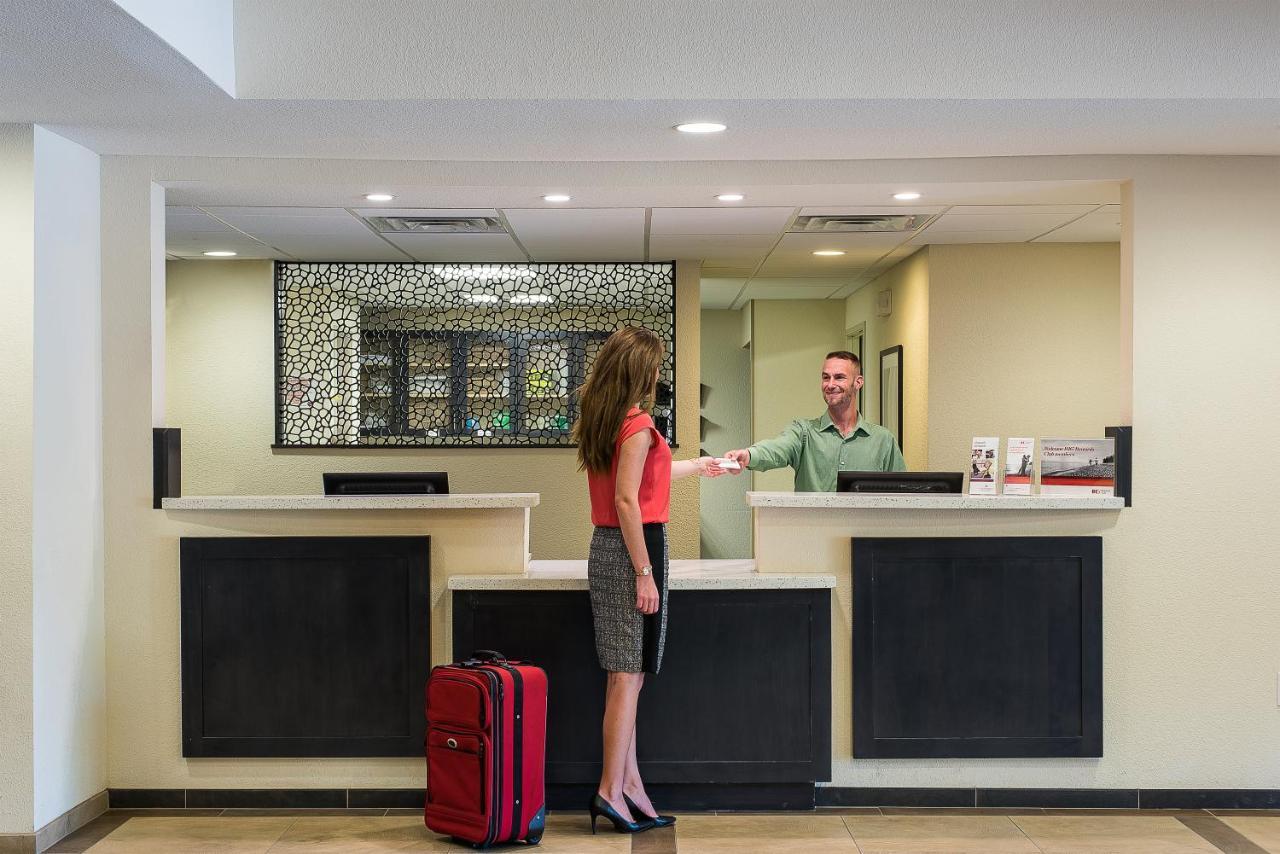 Candlewood Suites Bloomington By Ihg מראה חיצוני תמונה