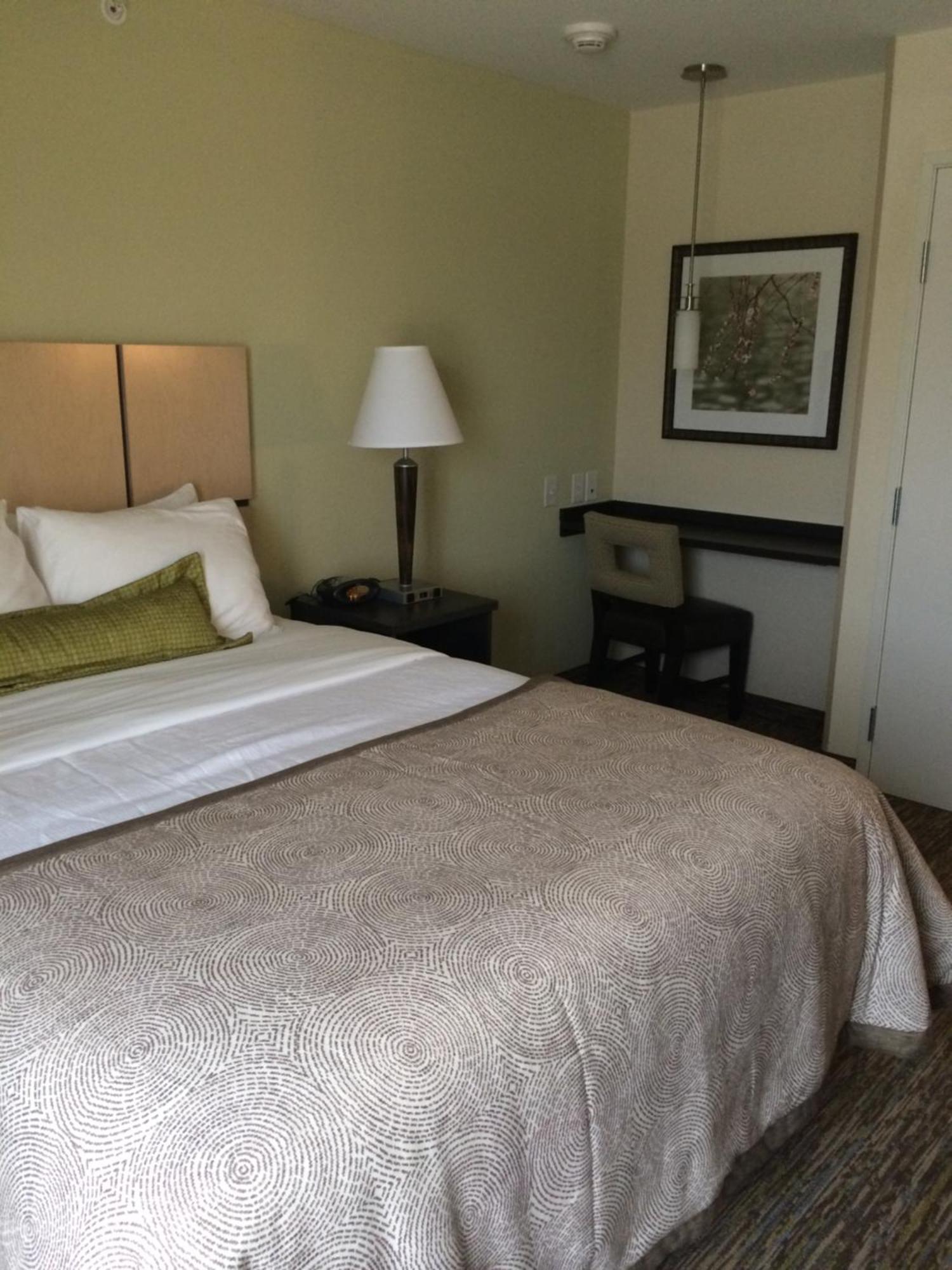 Candlewood Suites Bloomington By Ihg מראה חיצוני תמונה