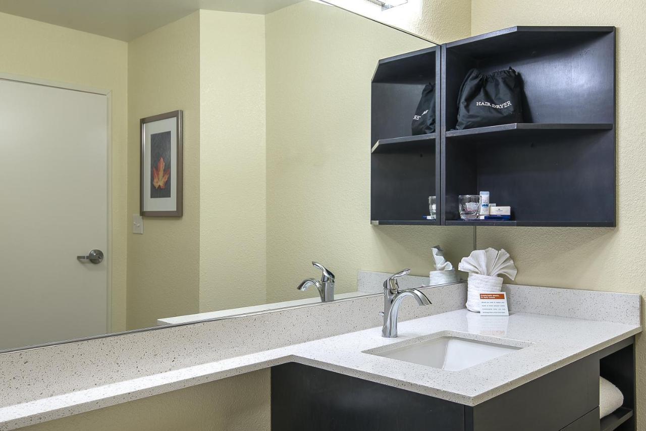 Candlewood Suites Bloomington By Ihg מראה חיצוני תמונה